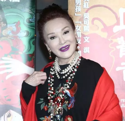 70歲陳莎莉「歷經兩次失敗婚姻」父母都超反對 單身18年「選擇終身不再嫁」寧願自己一人