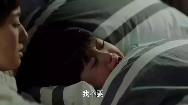 孩子有這3種反常表現,其實是在向媽媽發出求救信號,你卻一直認為她無理取鬧