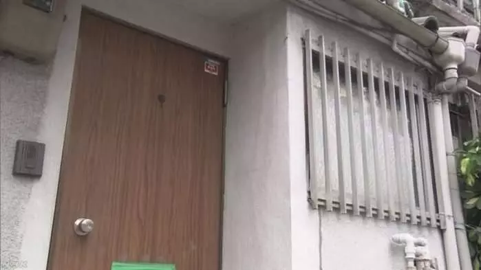 19歲年輕媽媽為和丈夫團聚住酒店,將3個月兒子丟在家,第二天回來後,孩子沒有了呼吸~