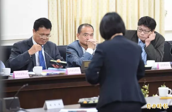 吳音寧將寫「奇怪的一年」他註解:很多改革剛要開始