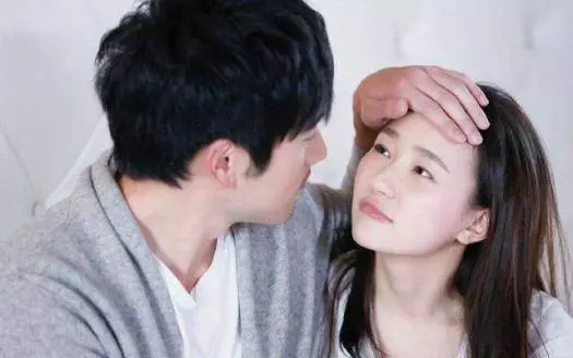 新婚夜老婆就要我「上交工資卡」才肯跟我睡,沒想到3年後「查餘額」卻讓我當場愣了…