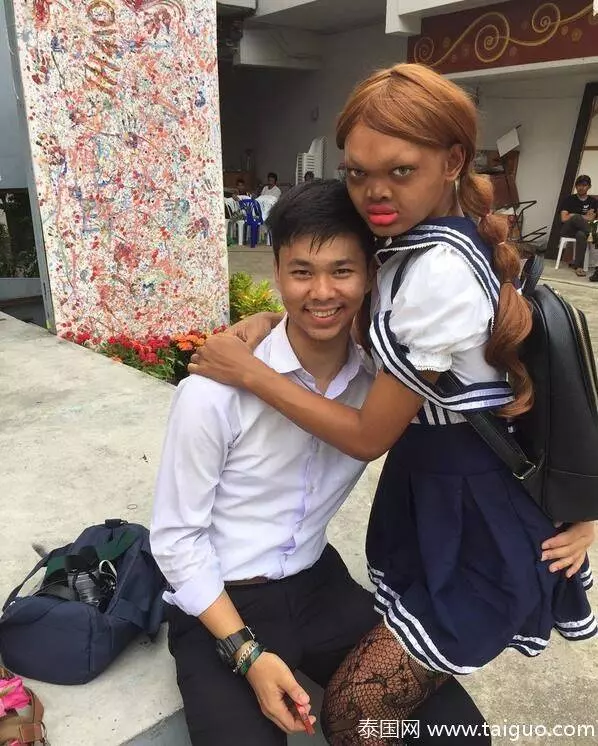 19歲少女「天生沒鼻樑」被整個社會嫌棄 意外被模特兒公司相中「上演醜女大翻身」贏得選美!