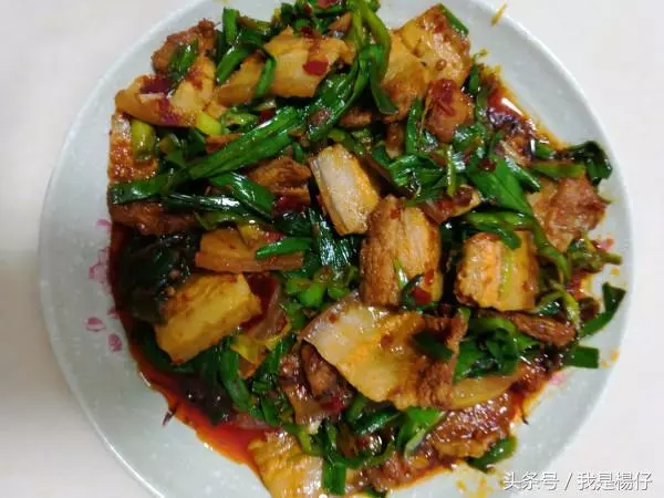 回鍋肉製作並不難,牢記三點小竅門,肥而不膩,焦香入味又下飯!