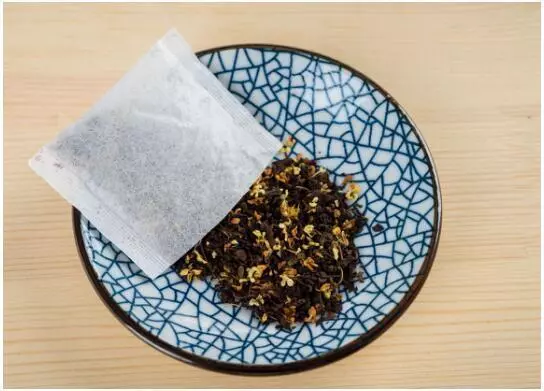 肺不好臉先知,當臉上出現這3種問題,說明你的肺有問題,需警惕