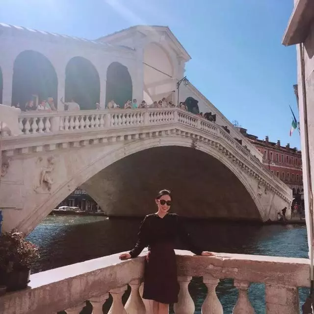 飛遍全世界還能免費旅行?請問這份工作還招人嘛!