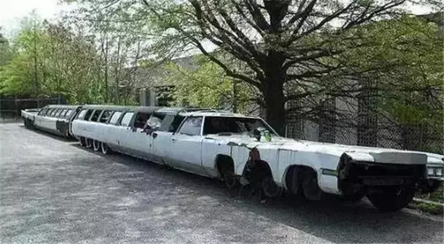 世界上最長汽車,自帶游泳池、停機坪,如今被人遺忘變成一堆廢鐵