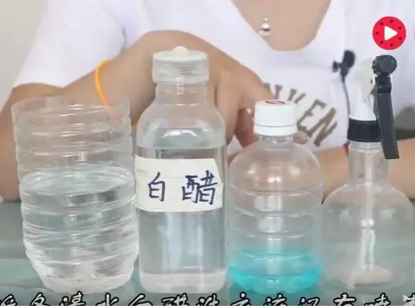 白醋加上洗衣液,用途真是太厲害了