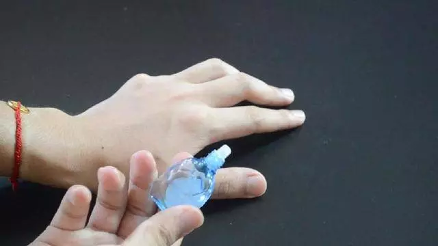 一瓶過期的眼藥水,原來還能這麼用,可惜很多人都扔了!