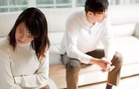 婆家拆遷百萬,全給她大兒子,老公分文未給,半年後婆婆無家可歸