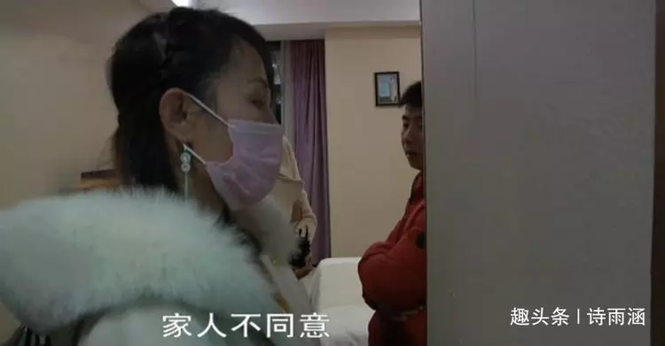 新婚一個月女子就起訴離婚,丈夫苦苦哀求,婆婆:廟太小容不下