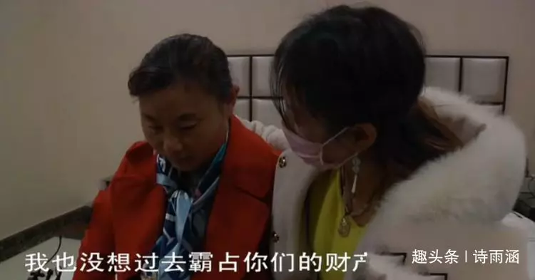 新婚一個月女子就起訴離婚,丈夫苦苦哀求,婆婆:廟太小容不下