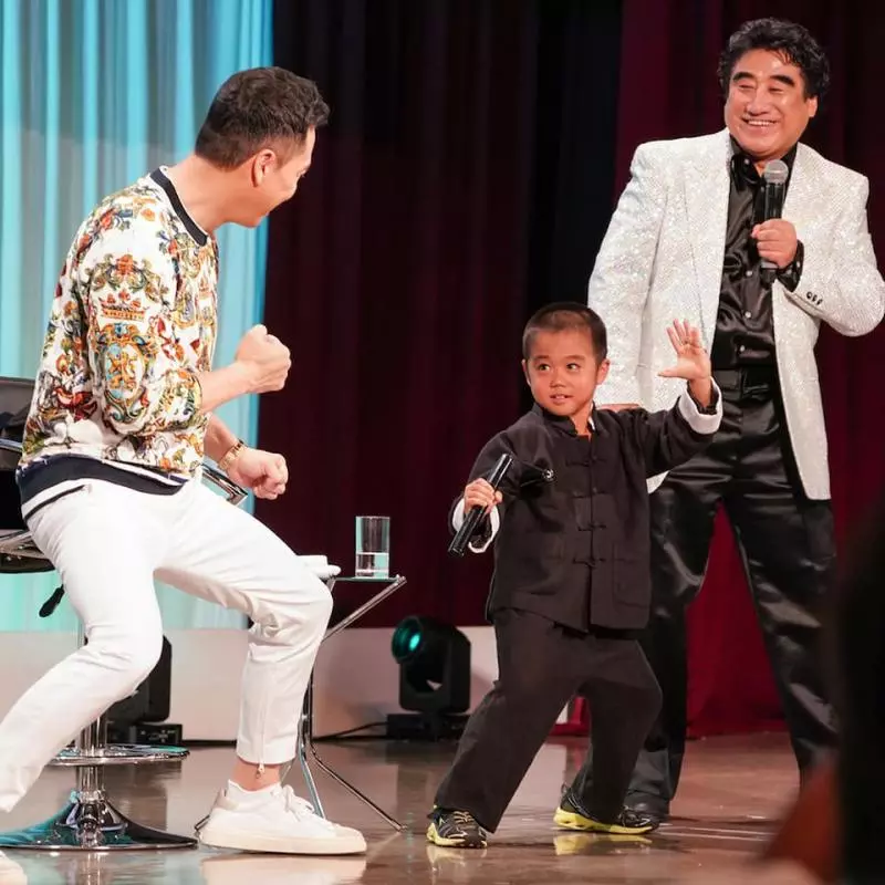 李小龍轉世!8歲武術神童見偶像超興奮 「龍的傳人」力尬《葉問》
