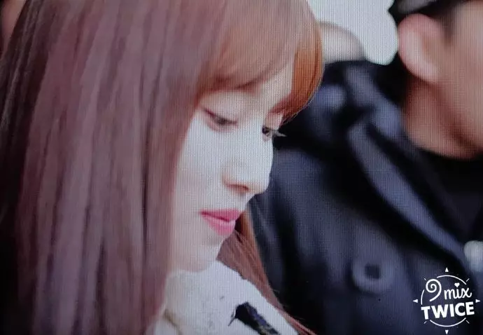 [TWICE][新聞]190101 「粉絲?感謝」屬豬愛豆TWICE林娜璉的2018年
