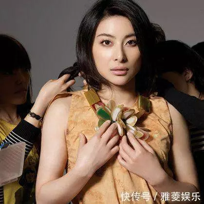 郭晶晶打扮起來真可怕,連千億徐子淇都看懵了,網友再見郭晶晶!