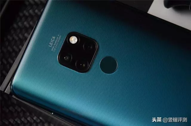 使用華為Mate 20兩個月後,來跟大家說說體驗感受