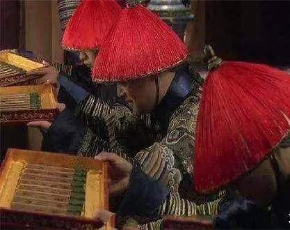 古代的「敬事房」是做什麼的,為何宦官都想進,嬪妃們卻很怕呢!