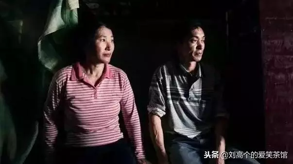 丈夫在外打工,過年不回家,妻子捨不得偷偷過去看望,含淚報警
