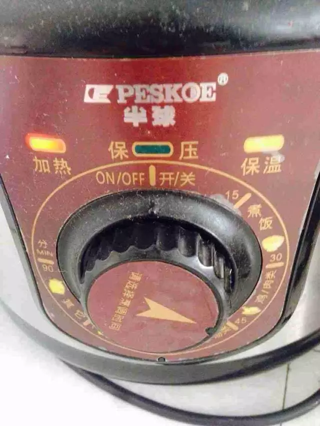身體不胖卻有小肚子,每天喝一碗,祛濕消腫、小肚子慢慢平了。抗餓不傷身