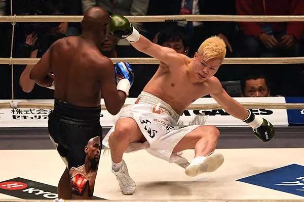 兩分鐘擊倒日本格鬥神童三次,梅威瑟這千萬美元賺得太容易了