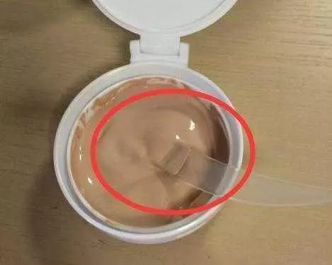牆面起皮開裂起霉不用再找裝修工,老師傅教你一招,誰都能修補好