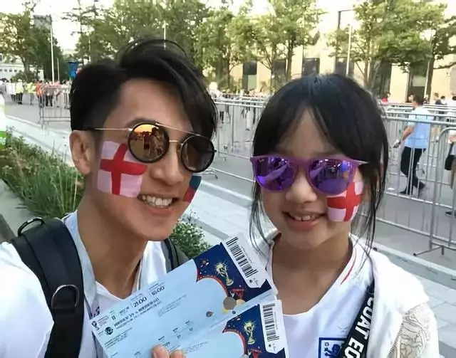 周傑倫驚喜曬兒子合影,娛樂圈的男神們都默契化身女兒奴了!