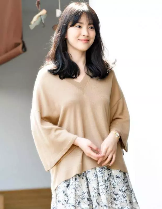 37歲的宋慧喬短髮更辣了,一頭俐落短髮,讓她看起來就像少女,美出新高度~~