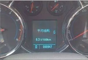 加油「加一半」跟「加滿」,原來「對車的傷害」差別這麼大!連老司機都不懂…
