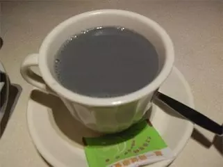 更年期女人堅持吃「它」,不易貧血和發胖,補充雌性激素,卵巢也更加的好!吃著吃著就年輕了~