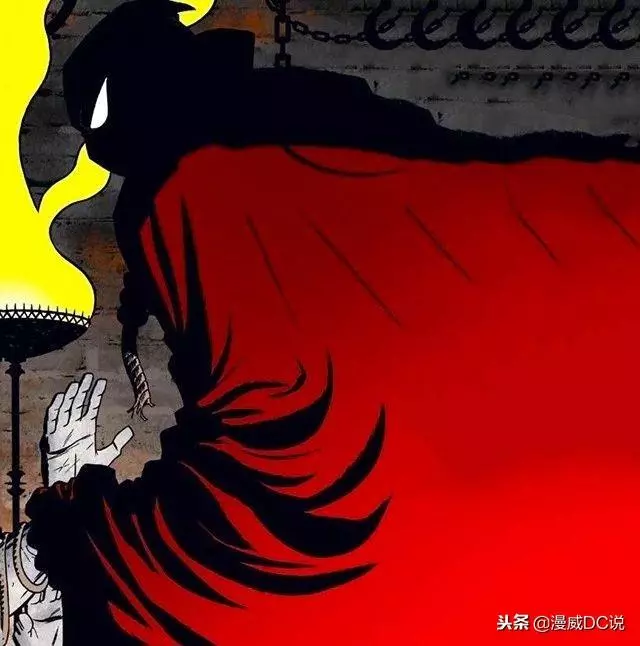 《守望者》中最神秘的蒙面義警——兜帽判官