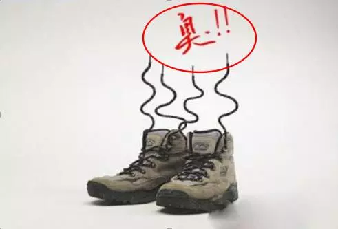 家中這「三種鞋子」留不得,留了它財運也就被擠走了!