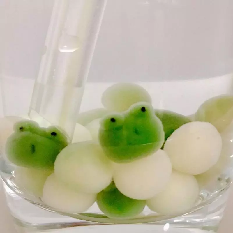 誰說珍珠只能是黑的!「超Q萌生物造型珍珠」 把章魚吸上來療癒爆棚♡