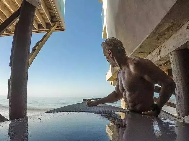 60歲的大爺,20歲的身體,18歲的生活方式,這才是活得最賺的人生