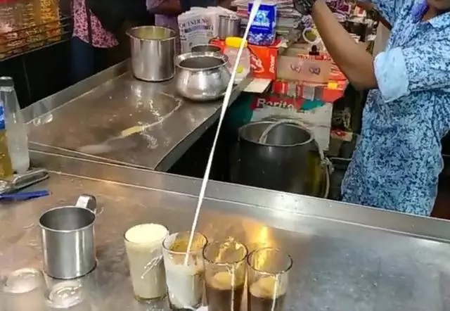 印度最便宜的奶茶,製作過程不忍直視,居然有點好喝