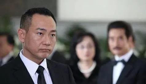 這些明星出道前都是警察張家輝上榜,林保怡一舉奪得無線視帝