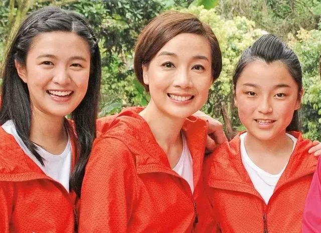 一別三年刮目相看! 14歲TVB童星變身成為新一代女網紅