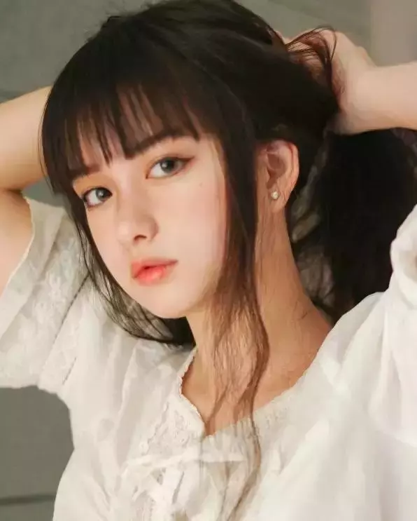 這位中國18歲少女顏值堪比明星,引發日本網友轟動:這是天使