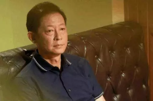 小姑子嫁了個富二代,回來探親把我當僕人使喚,一張紙條我讓她滾