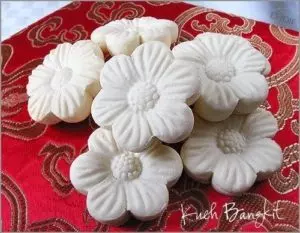 傳統年餅【Kuih Bangkit】的做法,入口即化的口感,人人都愛!