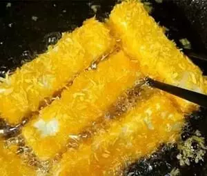 炸牛奶條,一道秘制小吃,好吃的停不下來