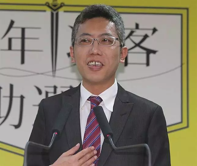 丁允恭酸白冰冰 網怒起底他高雄「任內事蹟」!