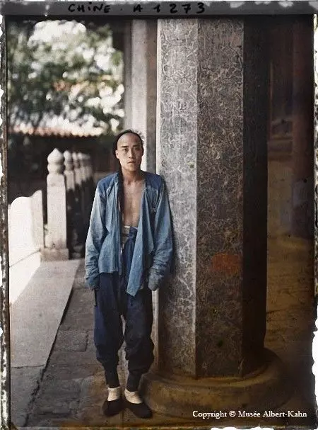 108年前這個法國人拍下中國最早彩色照片 卻被罵白痴