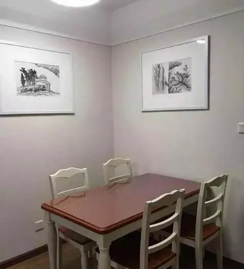 老婆堅持在洗手間裝「兩個門」, 開始我不解, 完工後鄰居紛紛效仿
