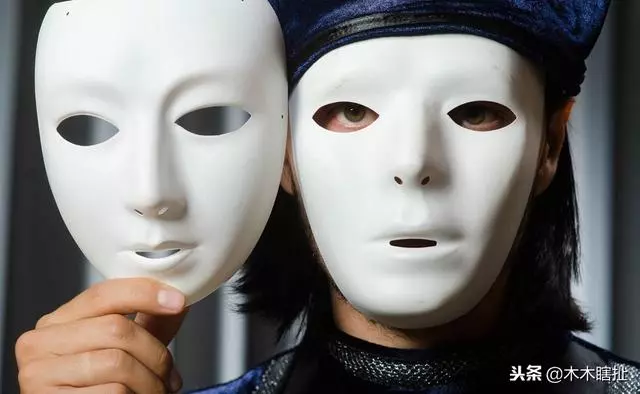 心理學:一個虛假的朋友,一定會在這4個地方露出馬腳,別被騙了