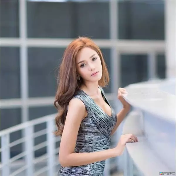 泰國整容真人秀醜女哭訴只想變正常人,改造完變「混血感天菜正妹」網友驚呆!