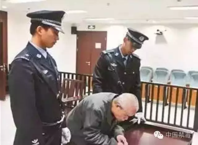 三名90後一下飛機,即面臨死刑!只因幫朋友帶東西...這些東西千萬別碰!澳洲留學生已有先例!