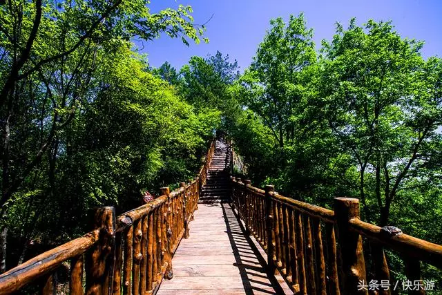 繼山西懸空寺驚艷世界後,中國人又一建築神作看呆外國人