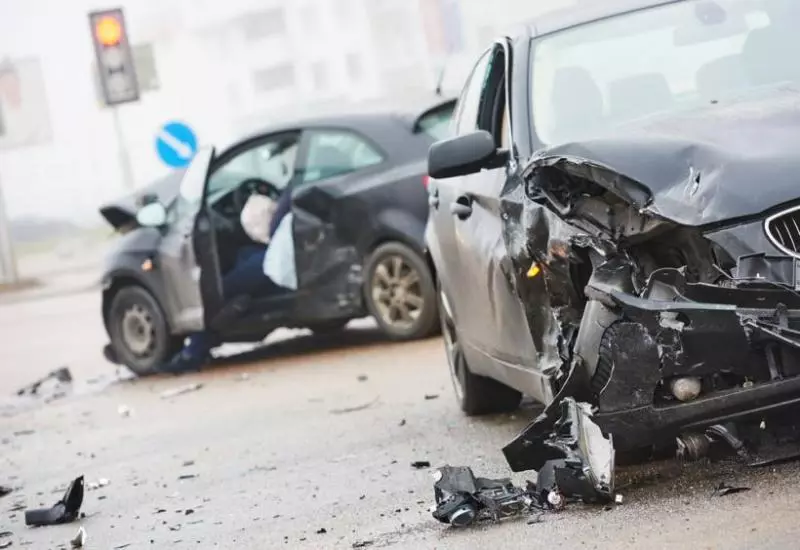 桃園女騎士遭吊車「輾斷雙腿」...不想成為下一個出事的人,這 3 點一定要記得!(歡迎轉發)