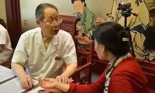 每天搓一搓,讓95歲的他骨密度遠超60歲老人