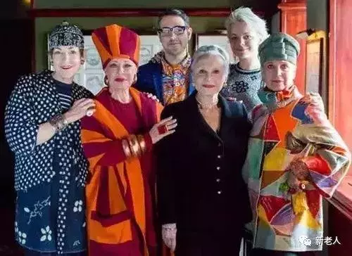 寧做「老妖精」,不做老太婆!這幫老友年逾古稀,卻是所有女人的榜樣!