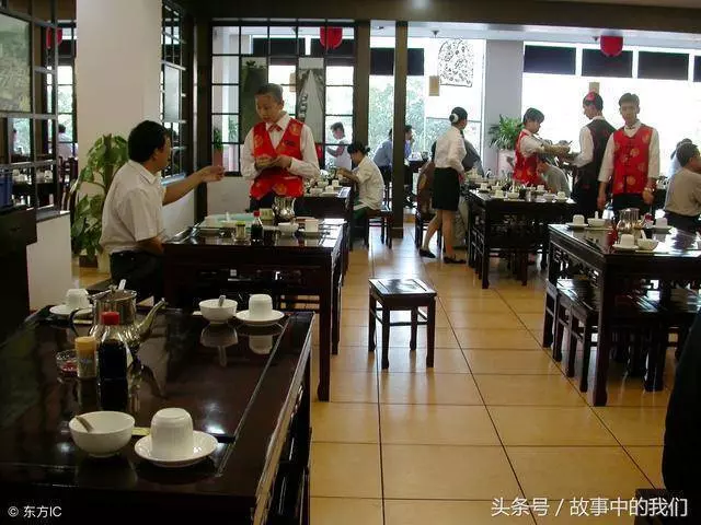 妻子不幸流產,老公天天熬排骨湯,無意看到鍋底,妻子含淚報警